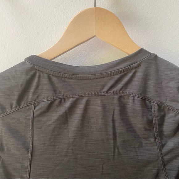 REI dry fit shirt - Picture 6 of 8